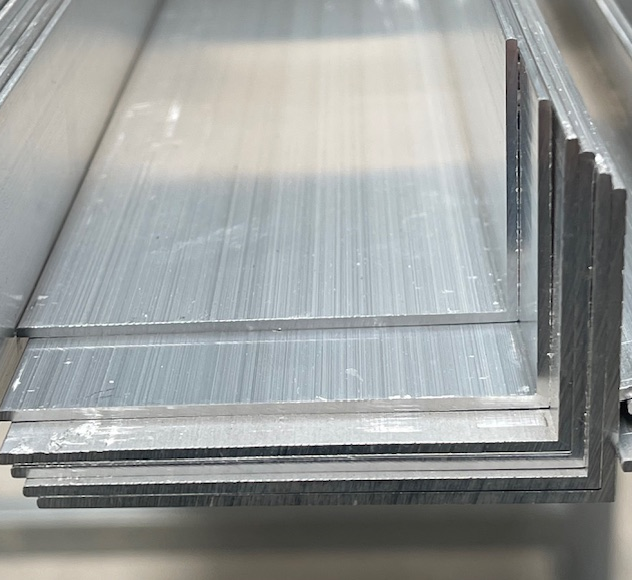 Aluminium Angle 70 x 40 x 1.6mm - (6.5M Long)