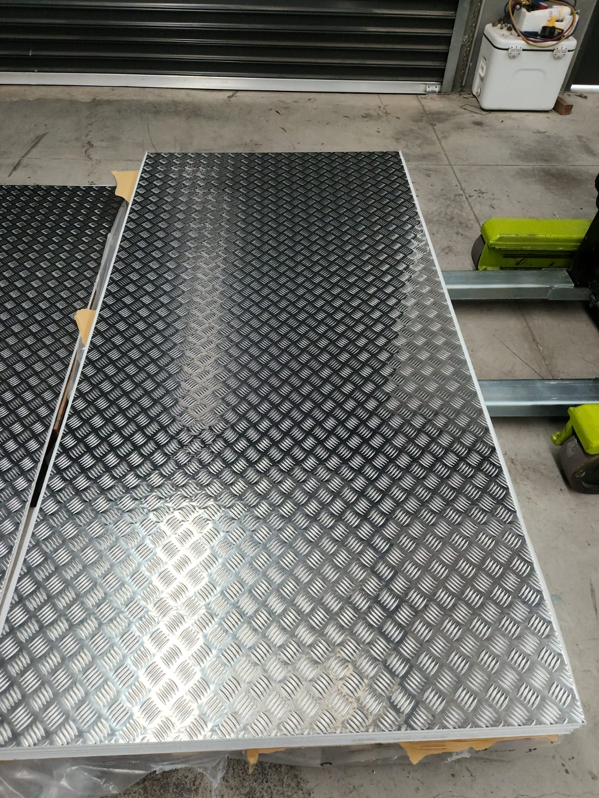 High-quality 5052 Alloy Aluminium Checker Plate in sizes 1.6mm Thickness - 1200 X 2400mm and 3mm Thickness - 1200 X 3000mm