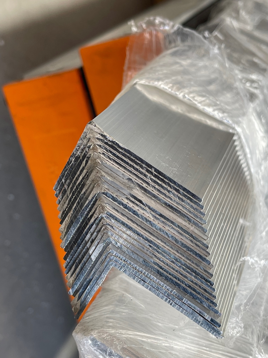 Aluminium Angle 40 x 25 x1.5mm thickness (6.5M long)